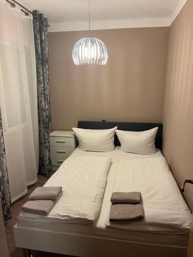 Villa Nadiya App Pool, Parking トレビエハ エクステリア 写真