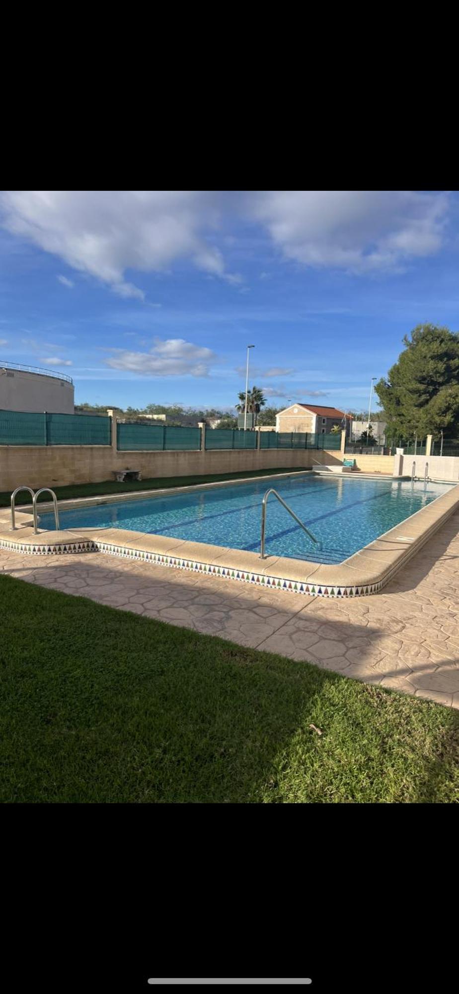 Villa Nadiya App Pool, Parking トレビエハ エクステリア 写真